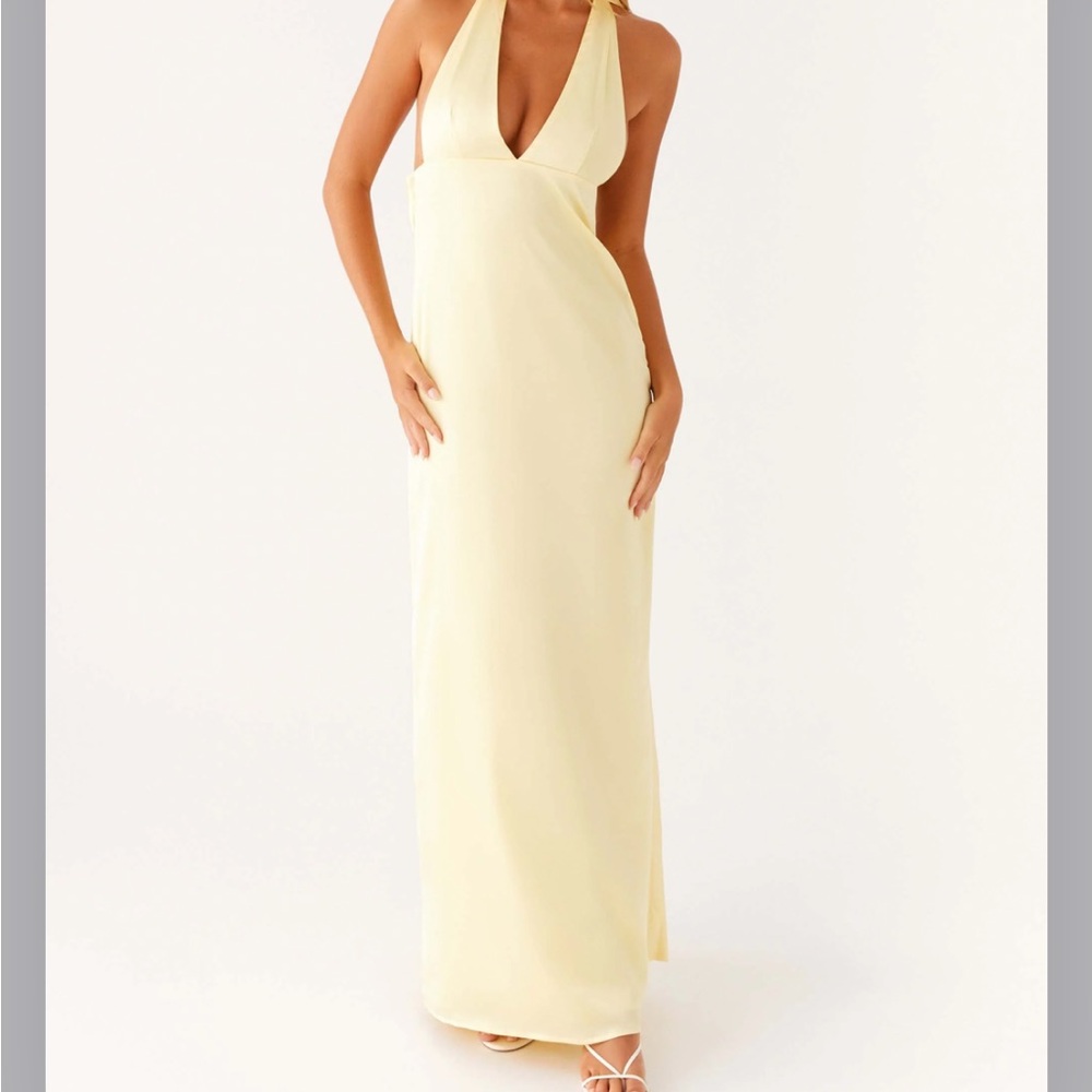 Elegant Yellow Halter Dress